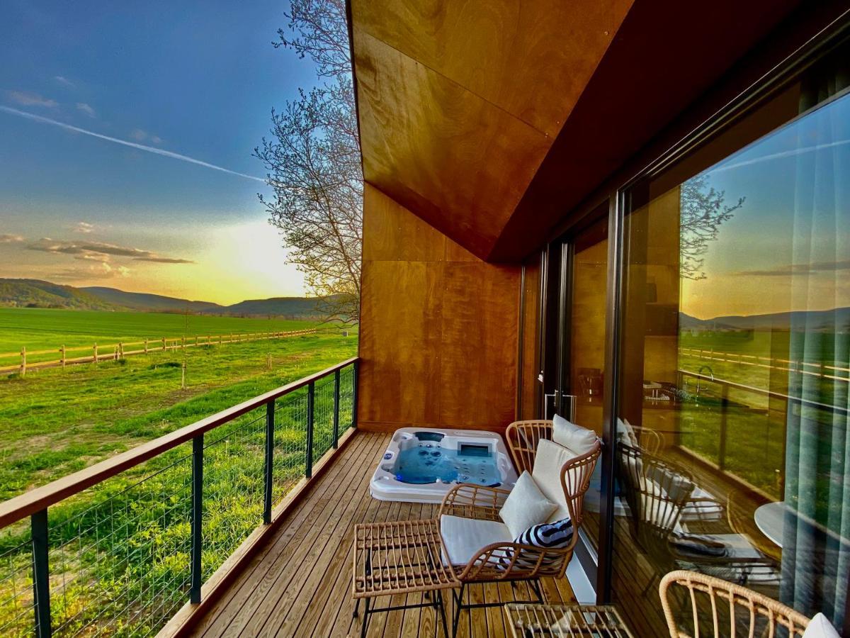 Treehouses Kapolcs Zalapetend Exterior photo