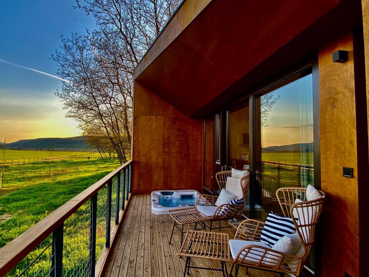 Treehouses Kapolcs Zalapetend Exterior photo